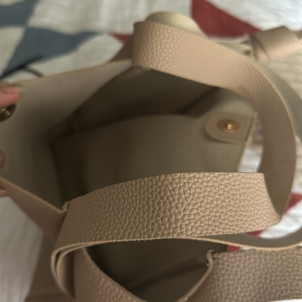 Bags - Picture 3 of 3